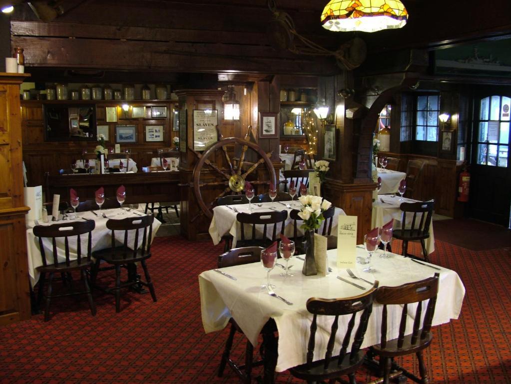 Hôtel The Spice Ship à Weymouth Extérieur photo