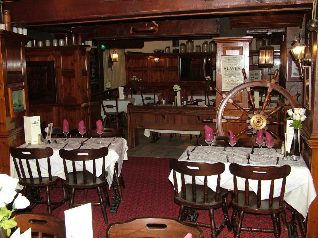 Hôtel The Spice Ship à Weymouth Extérieur photo